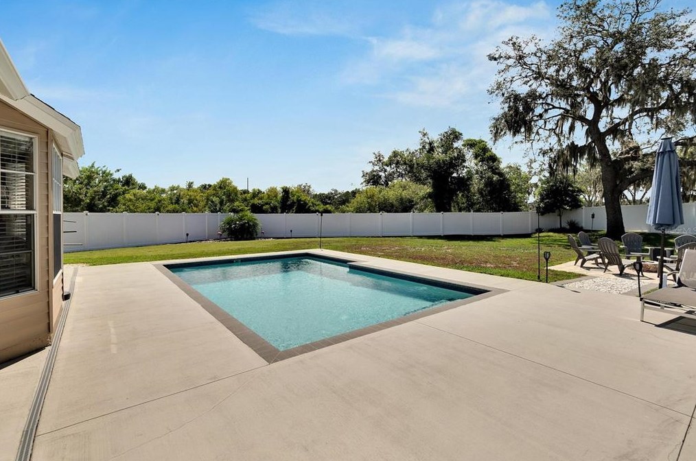 3133 Emerson Pl, Plant City FL  33566-9533 exterior