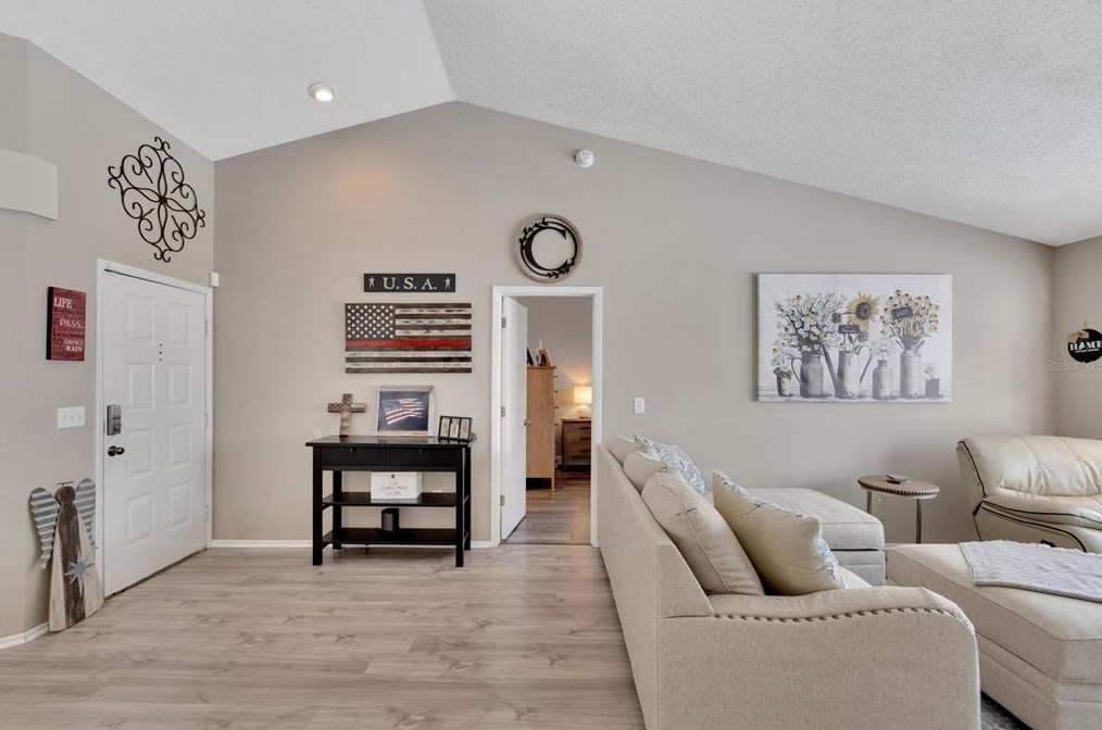 3133 Emerson Pl, Plant City FL  33566-9533 exterior