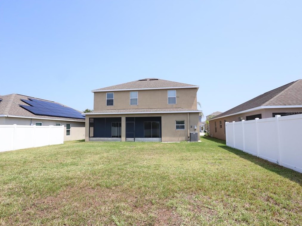 2360 Dovesong Trace Dr, Ruskin FL  33570-5113 exterior