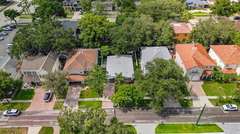 3810 Obispo St, Tampa FL  33629-7828 exterior