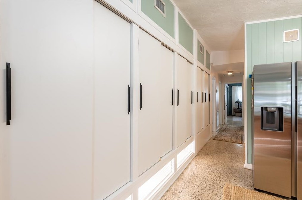 811 River Dr, Tampa FL  33617-7839 exterior