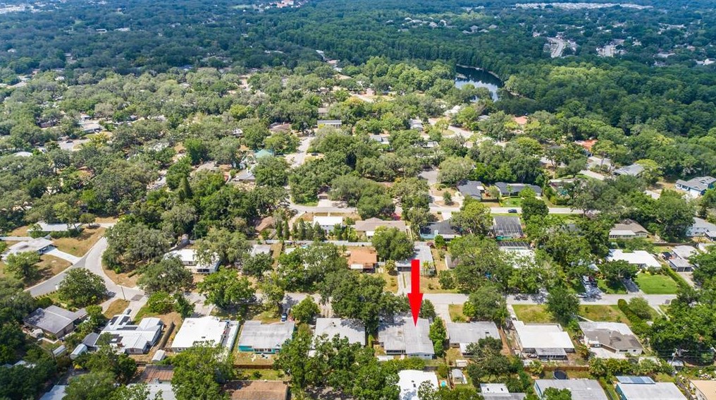 811 River Dr, Tampa FL  33617-7839 exterior