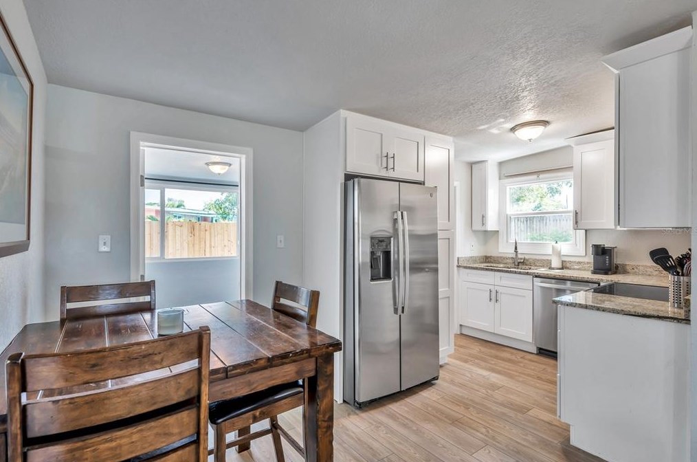 10468 121 Ave, Largo FL  33773-2220 exterior