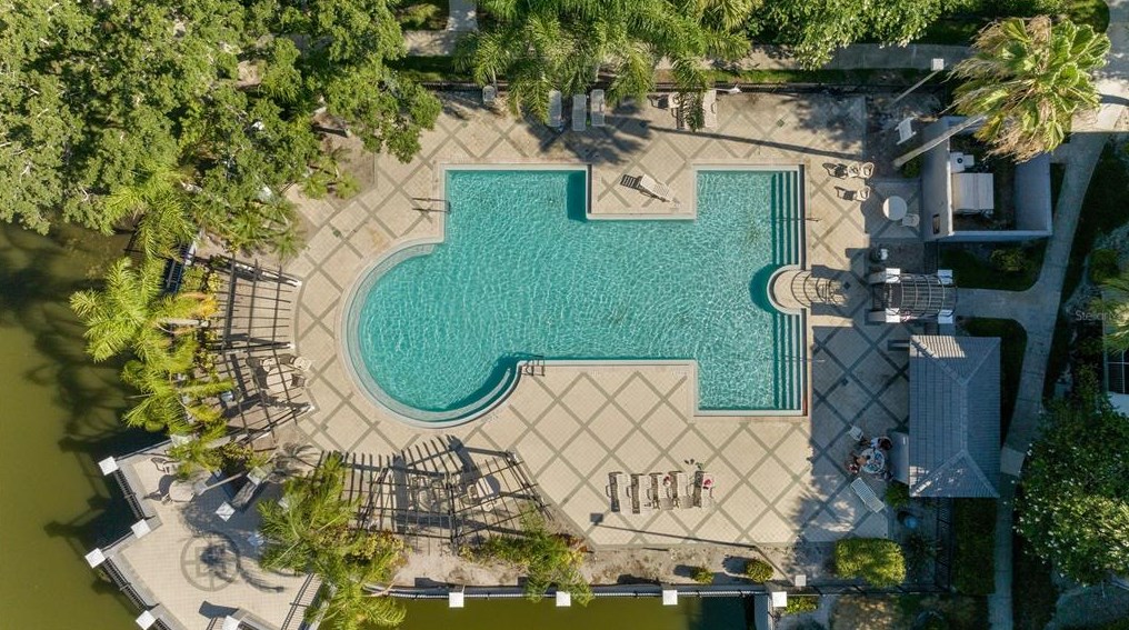 5705 Legacy Crescent Pl, Riverview FL  33578-3893 exterior