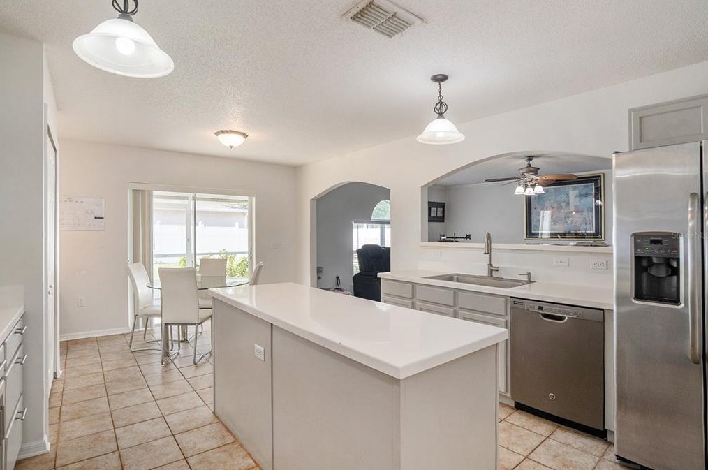 6538 Tabogi Trl, Zephyrhills FL 33545-1362 exterior