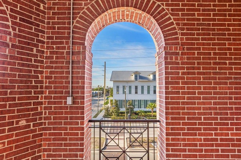 1910 Palm Ave, Tampa FL  10307-3819 exterior