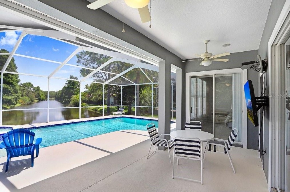 10027 Brompton Dr, Tampa FL 33626-5125 exterior