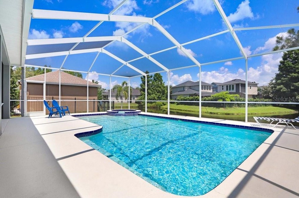 10027 Brompton Dr, Tampa FL 33626-5125 exterior