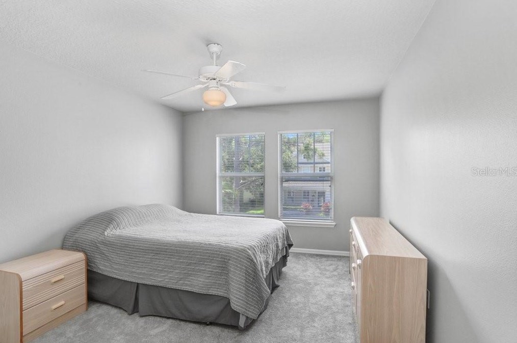 10027 Brompton Dr, Tampa FL 33626-5125 exterior