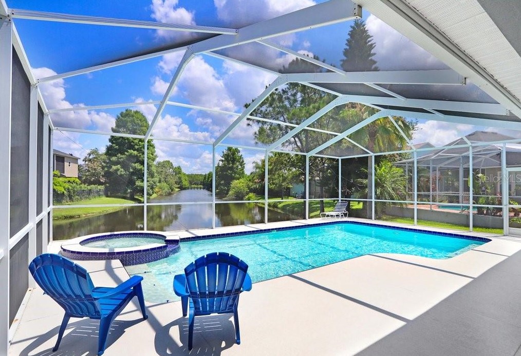 10027 Brompton Dr, Tampa FL 33626-5125 exterior