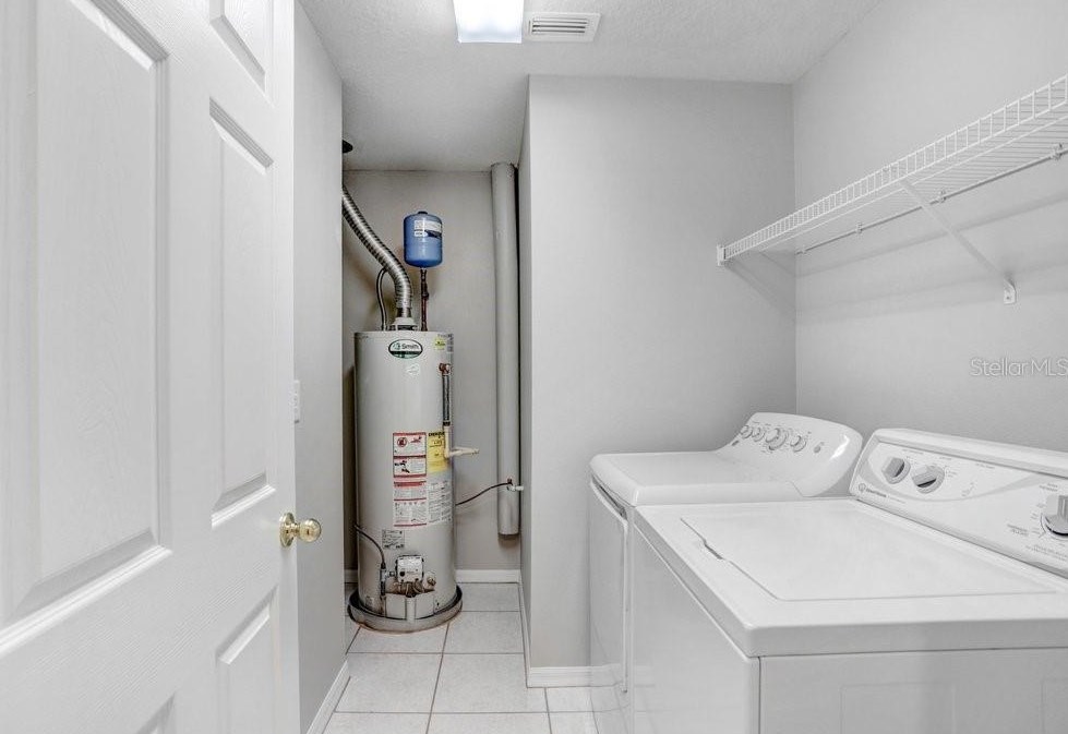 10027 Brompton Dr, Tampa FL 33626-5125 exterior