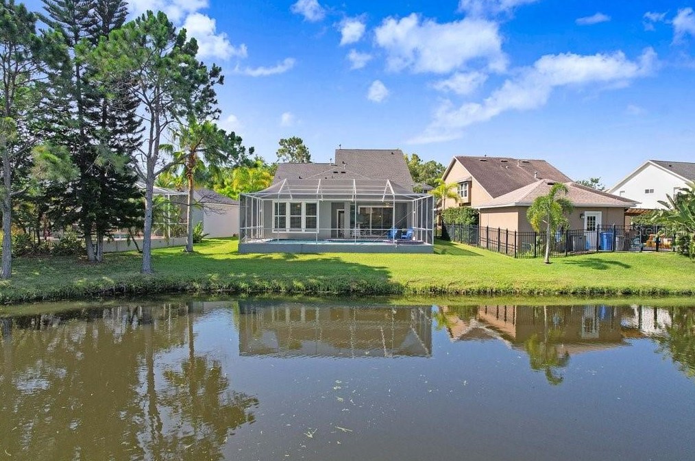 10027 Brompton Dr, Tampa FL 33626-5125 exterior