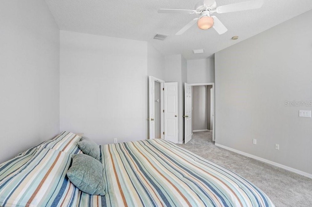 10027 Brompton Dr, Tampa FL 33626-5125 exterior