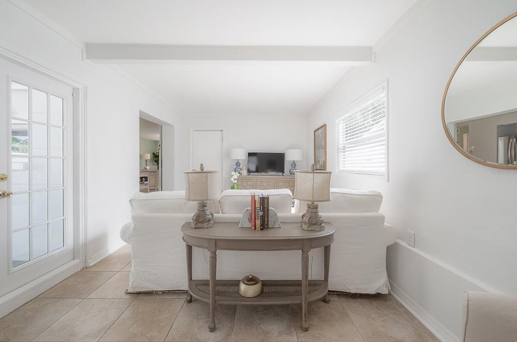 826 90th Ave, Saint Petersburg FL  33702-3024 exterior