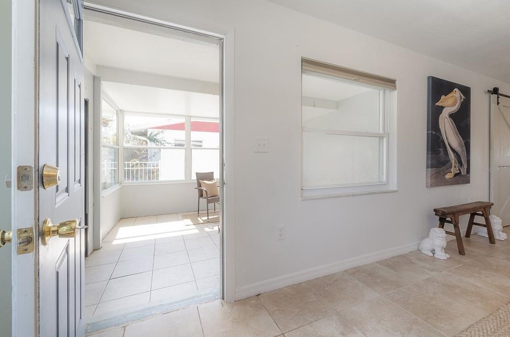 826 90th Ave, Saint Petersburg FL  33702-3024 exterior