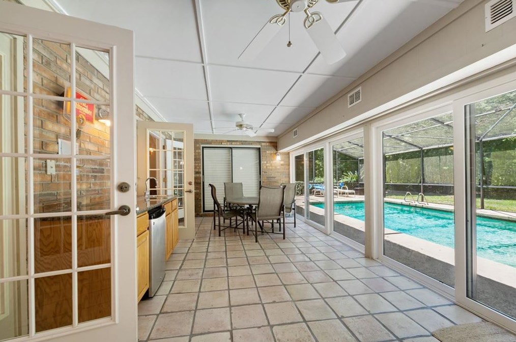 115 Frst Pt Ln, Longwood FL  32779-3710 exterior