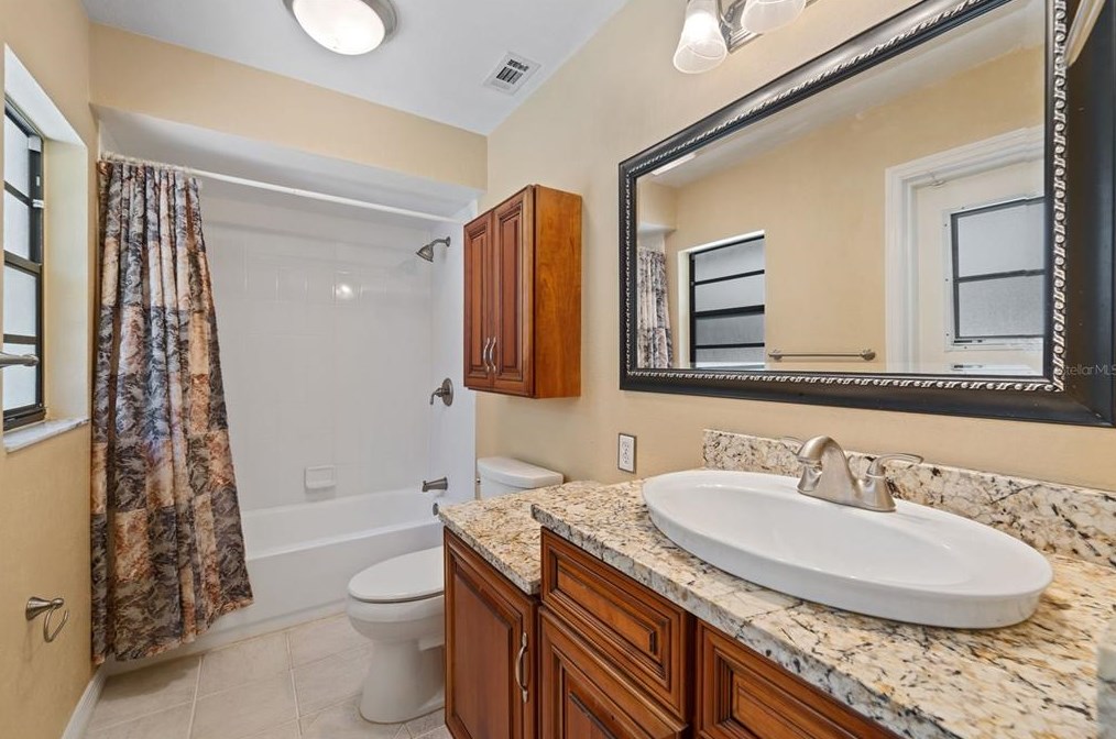 115 Frst Pt Ln, Longwood FL  32779-3710 exterior