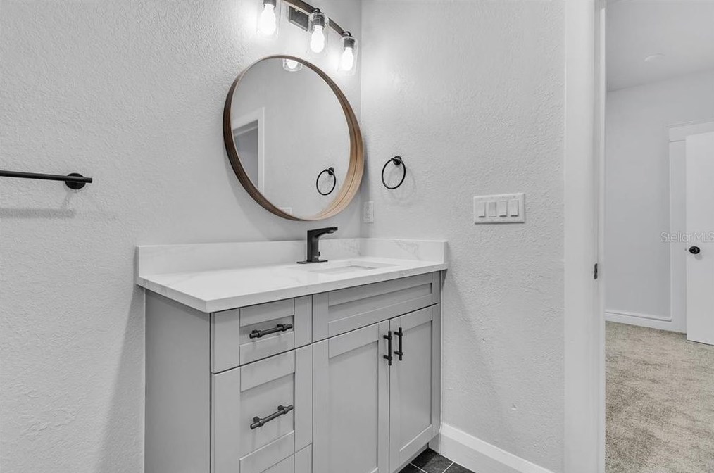 310 Alfred St, Tampa FL 33603-5501 exterior