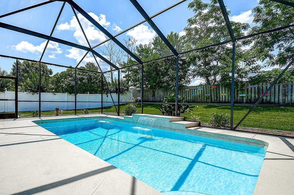 4240 106th St, Belleview FL  34420-3630 exterior