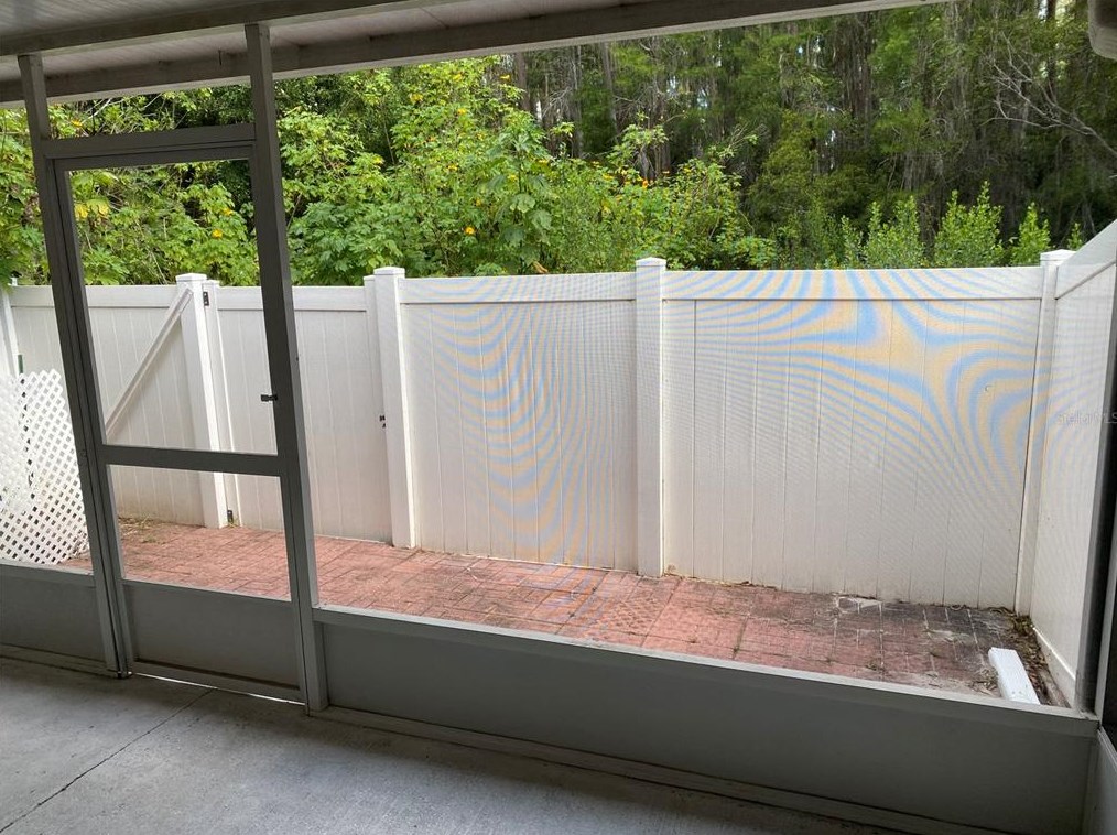 30133 Barnaby Ln, Zephyrhills FL 33543-3701 exterior