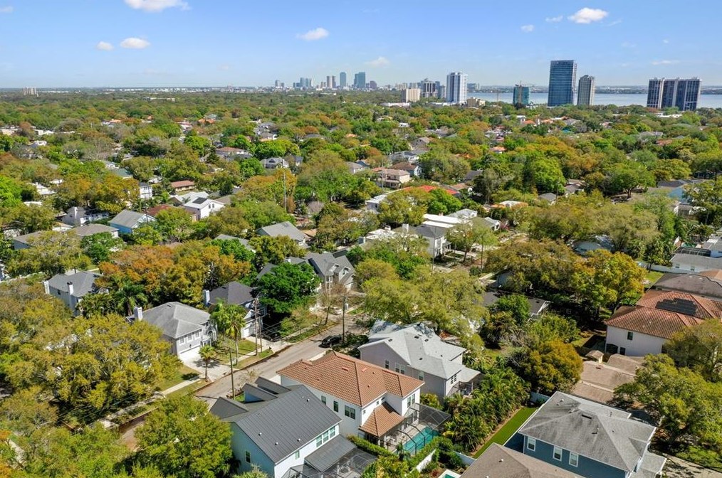 3616 Leona St, Tampa FL exterior