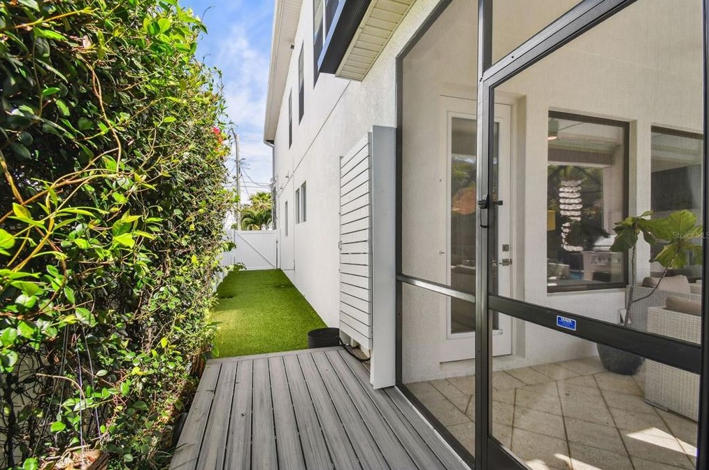 3616 Leona St, Tampa FL exterior