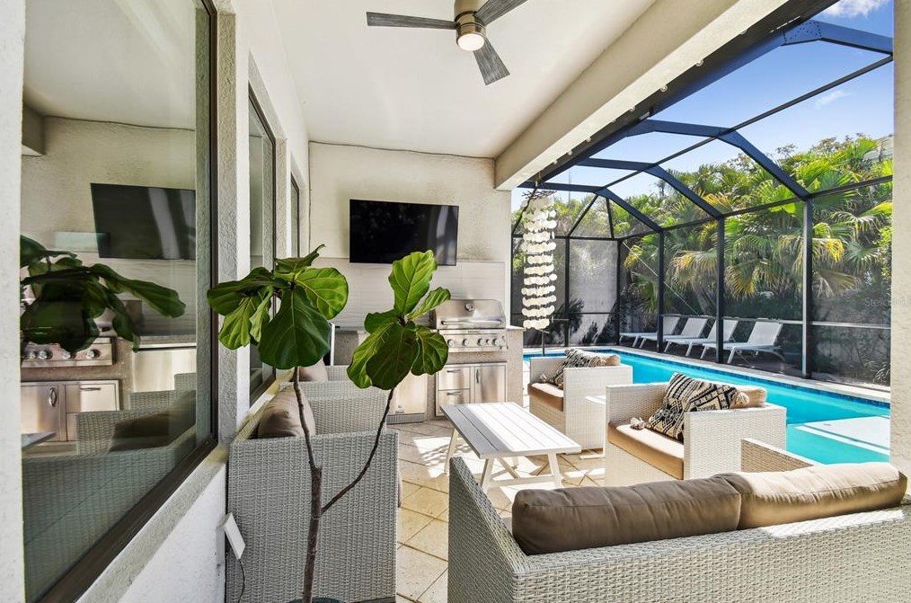 3616 Leona St, Tampa FL exterior