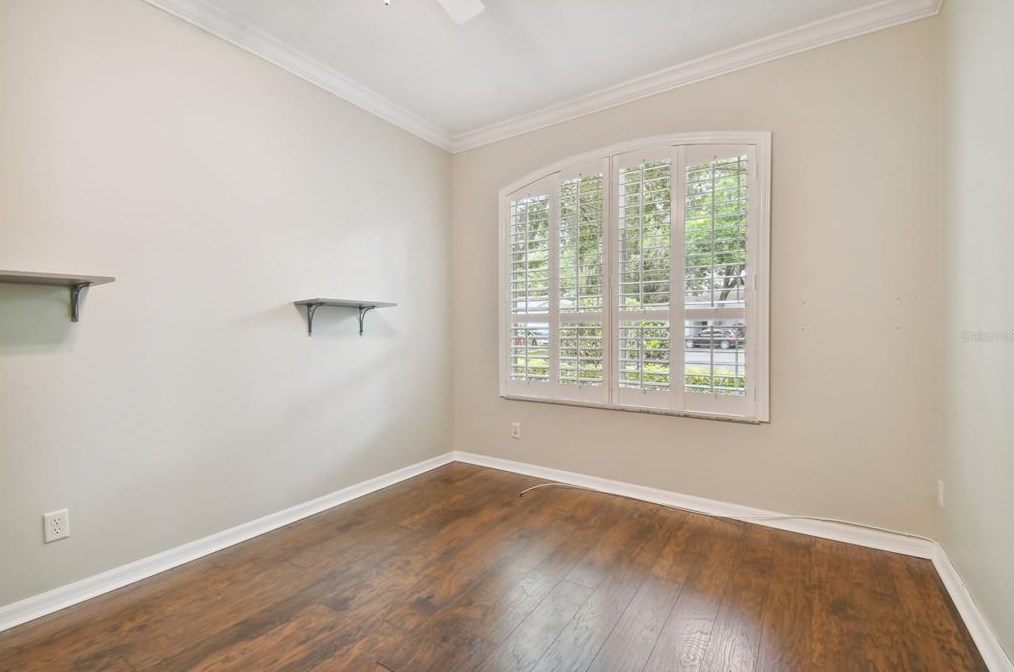 8635 Alexandra Arbor Ln, Tampa FL 33637-6330 exterior