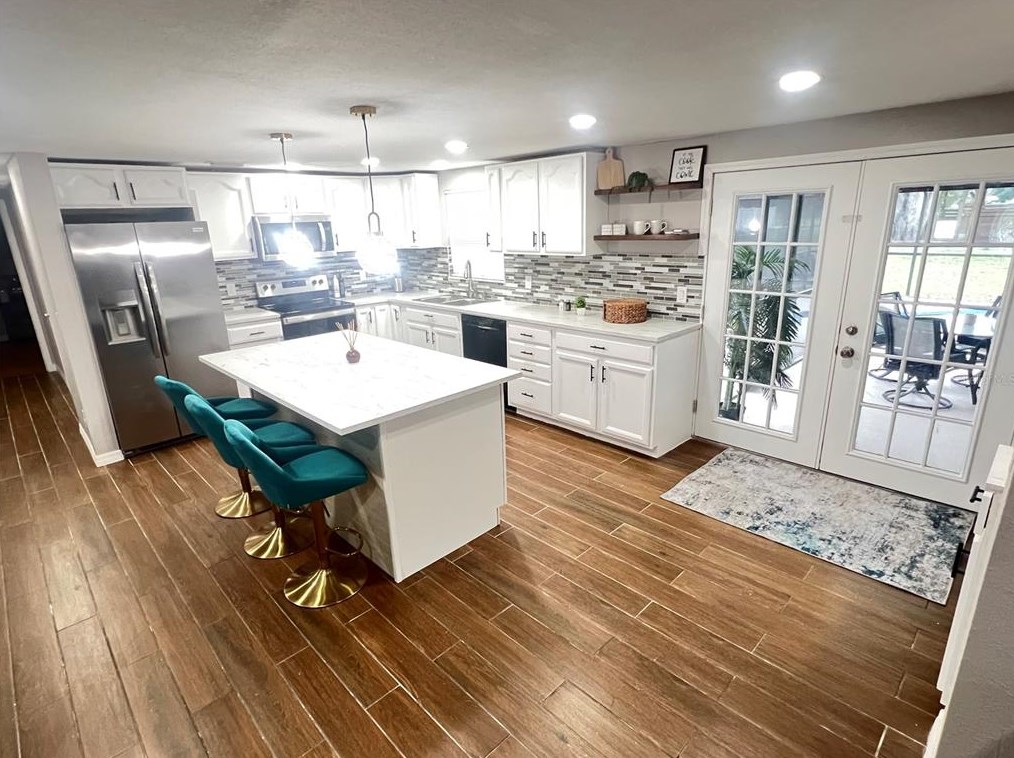 1534 Mclin Dr, Plant City FL  33565-5268 exterior