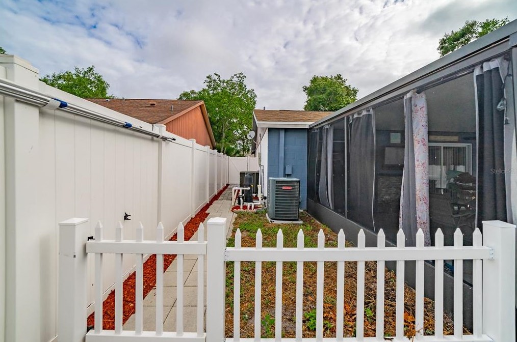 11309 Plumtree Ct, Riverview FL 33579-7014 exterior