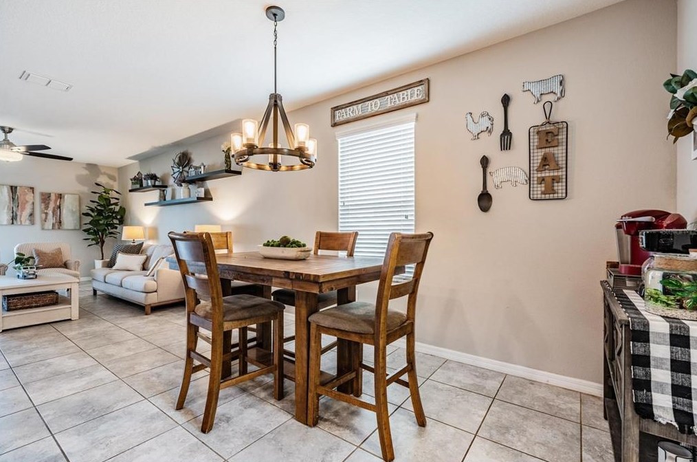 10536 Standing Stone Dr, Wimauma FL  33598 exterior