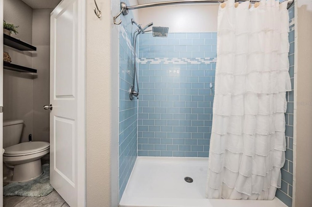 10536 Standing Stone Dr, Wimauma FL  33598 exterior