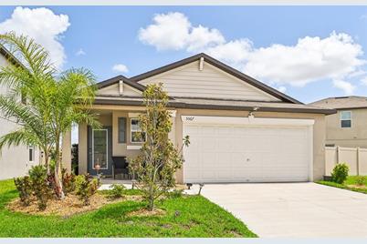 5567 Blue Azure Drive, Wimauma, FL 33598 - Photo 1