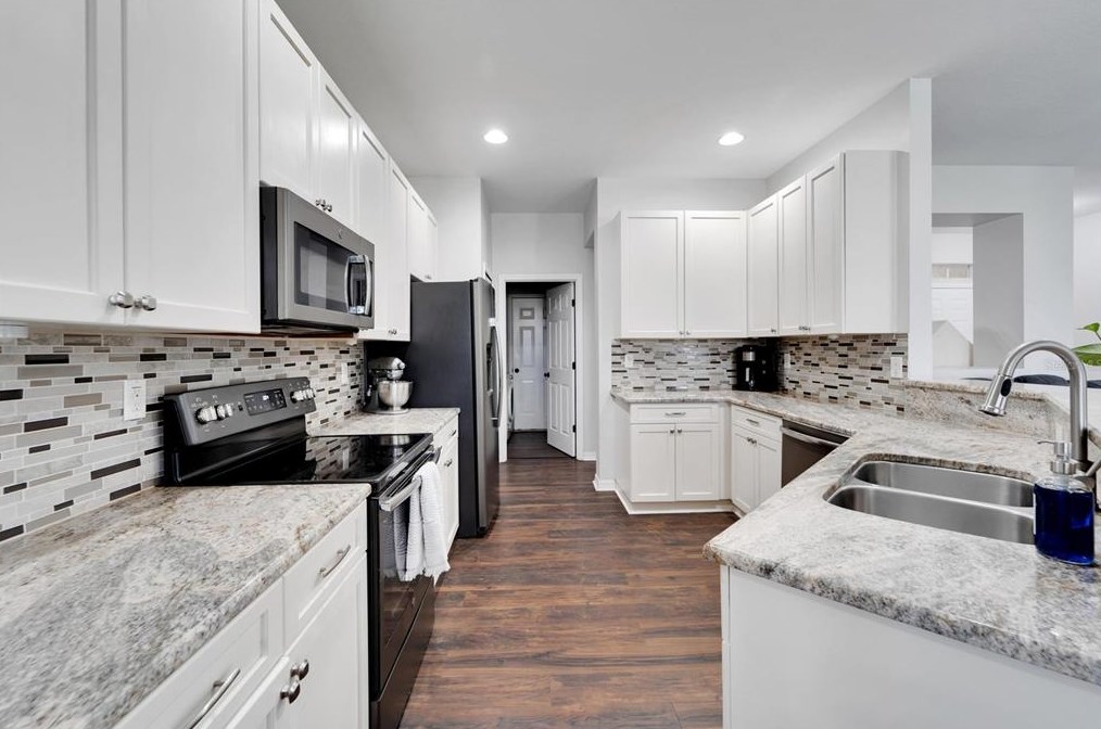 11045 Holly Cone Dr, Riverview FL  33569-2013 exterior