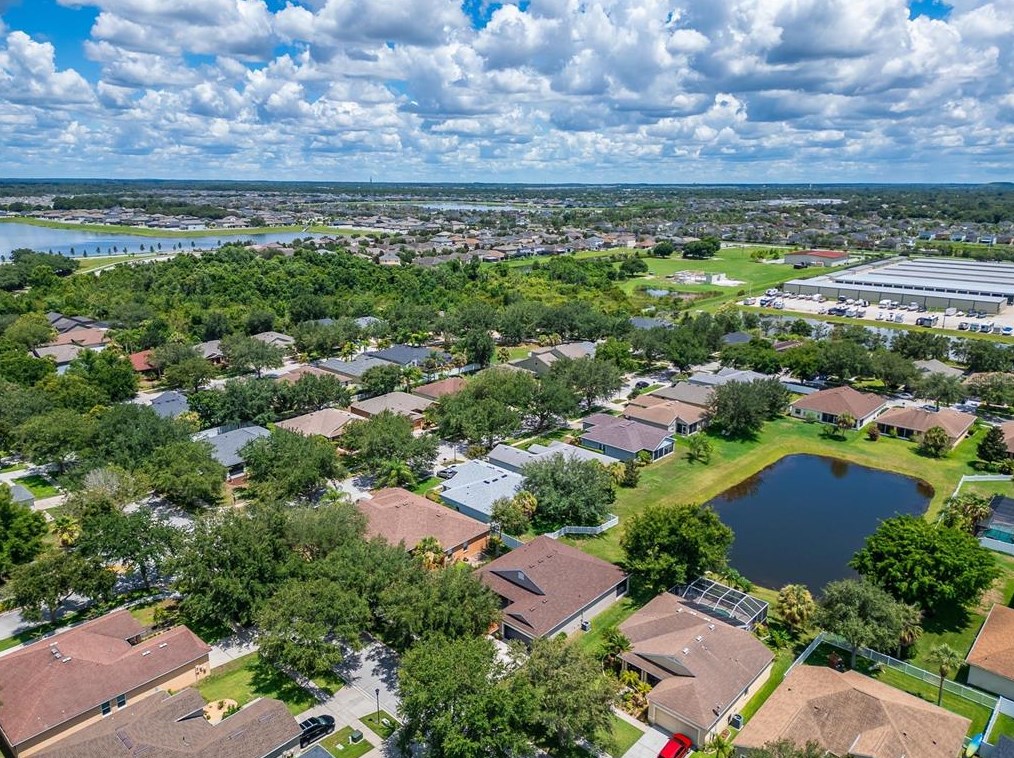 11045 Holly Cone Dr, Riverview FL  33569-2013 exterior