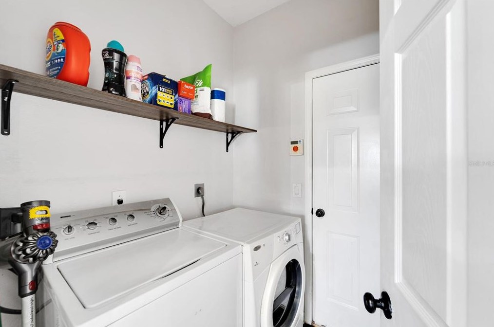 11045 Holly Cone Dr, Riverview FL  33569-2013 exterior