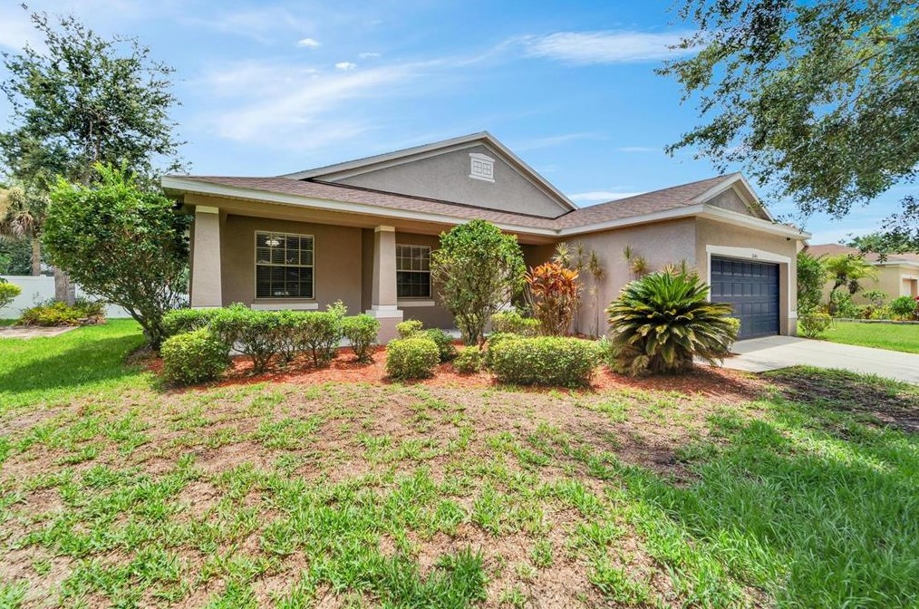 11045 Holly Cone Dr, Riverview FL  33569-2013 exterior