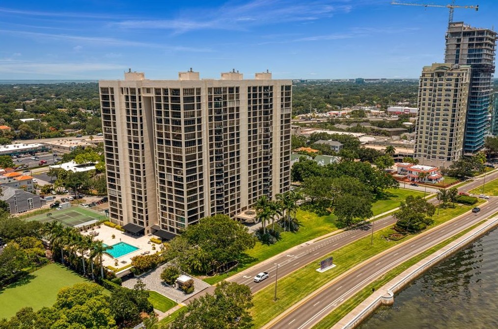 3301 Bayshore Blvd, Tampa FL  33629-8875 exterior