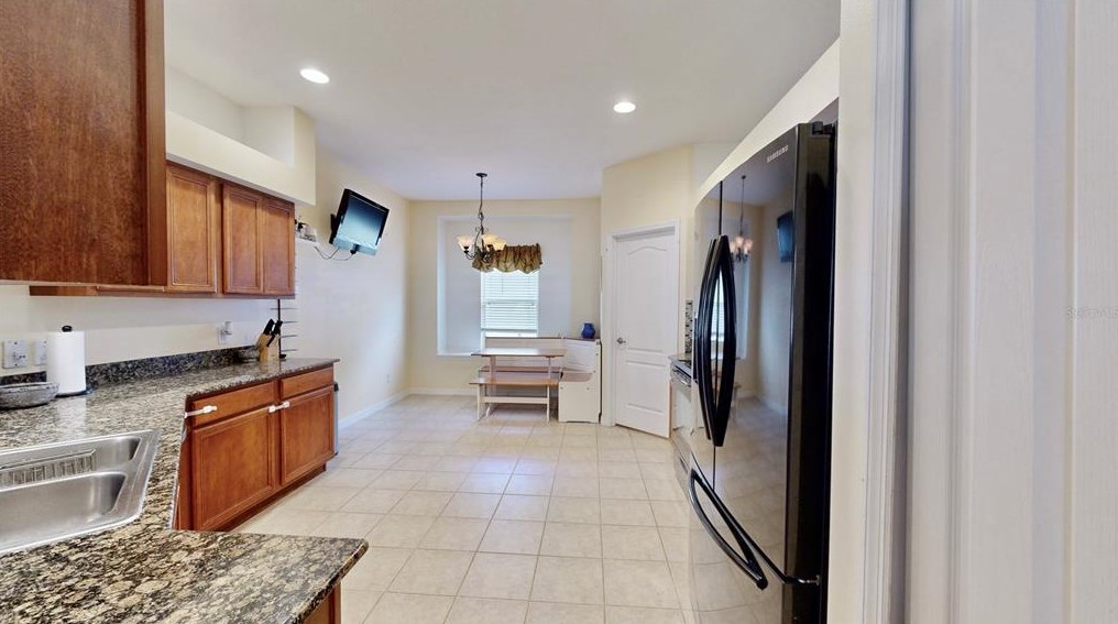9816 Laurel Ledge Dr, Riverview FL  33569-5596 exterior