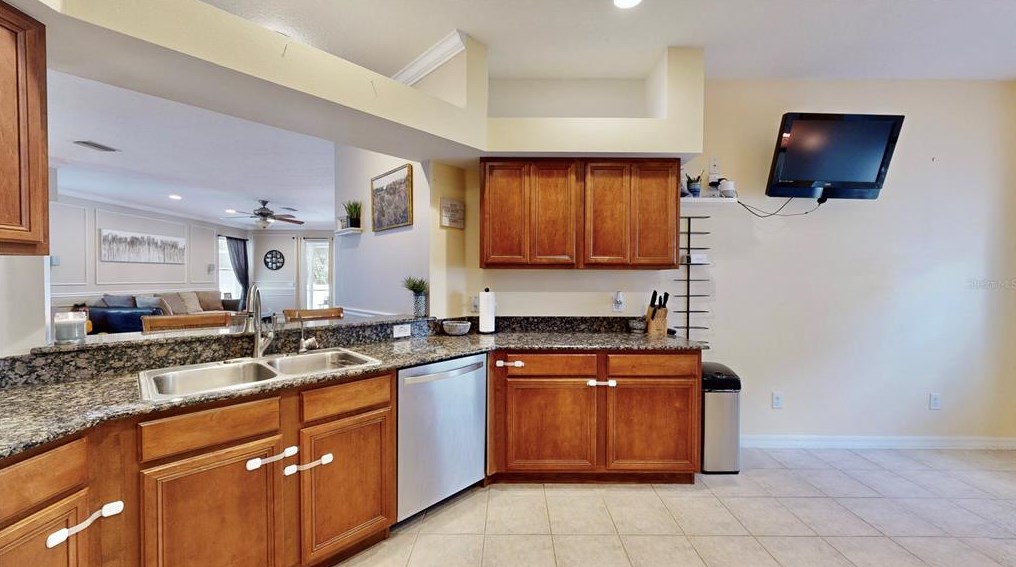 9816 Laurel Ledge Dr, Riverview FL  33569-5596 exterior