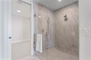 2910 W Barcelona St, Tampa, FL 33629 - Photo 37