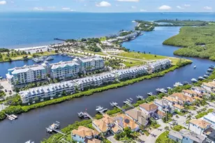 549 Bahia Beach Blvd, Ruskin, FL 33570 - Photo 1