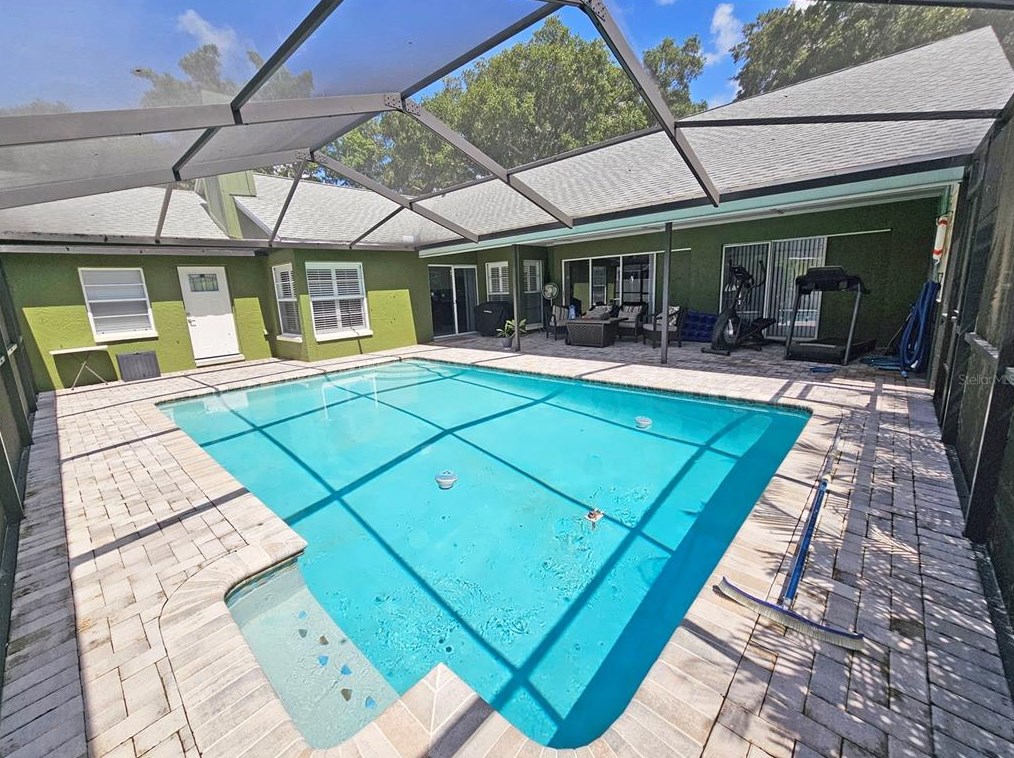 4469 Worthington Cir, Palm Harbor FL  34685-1160 exterior