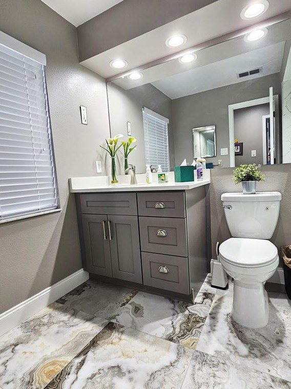 4469 Worthington Cir, Palm Harbor FL  34685-1160 exterior