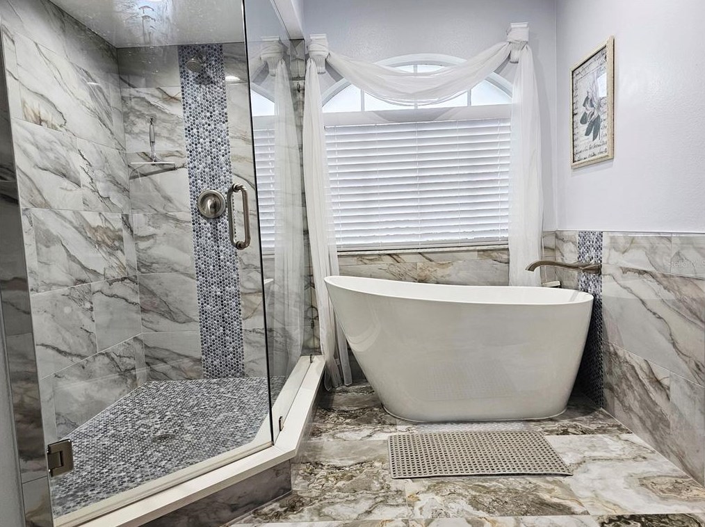 4469 Worthington Cir, Palm Harbor FL  34685-1160 exterior