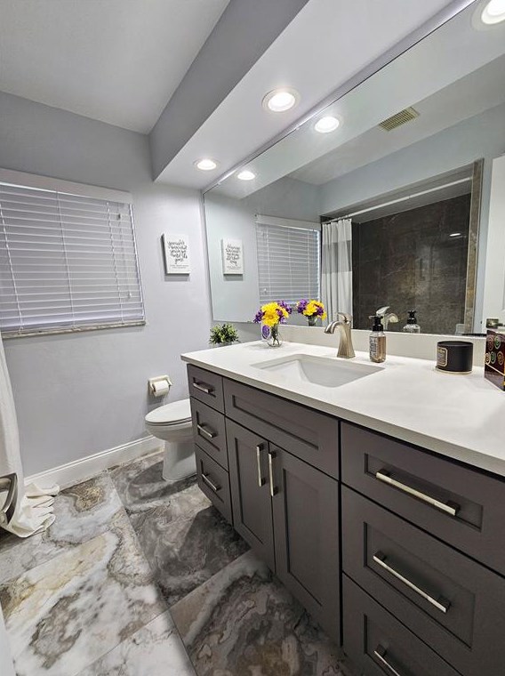 4469 Worthington Cir, Palm Harbor FL  34685-1160 exterior