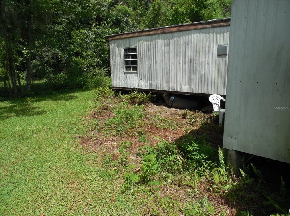 36826 Howard Ave, Dade City FL 33525-3935 exterior