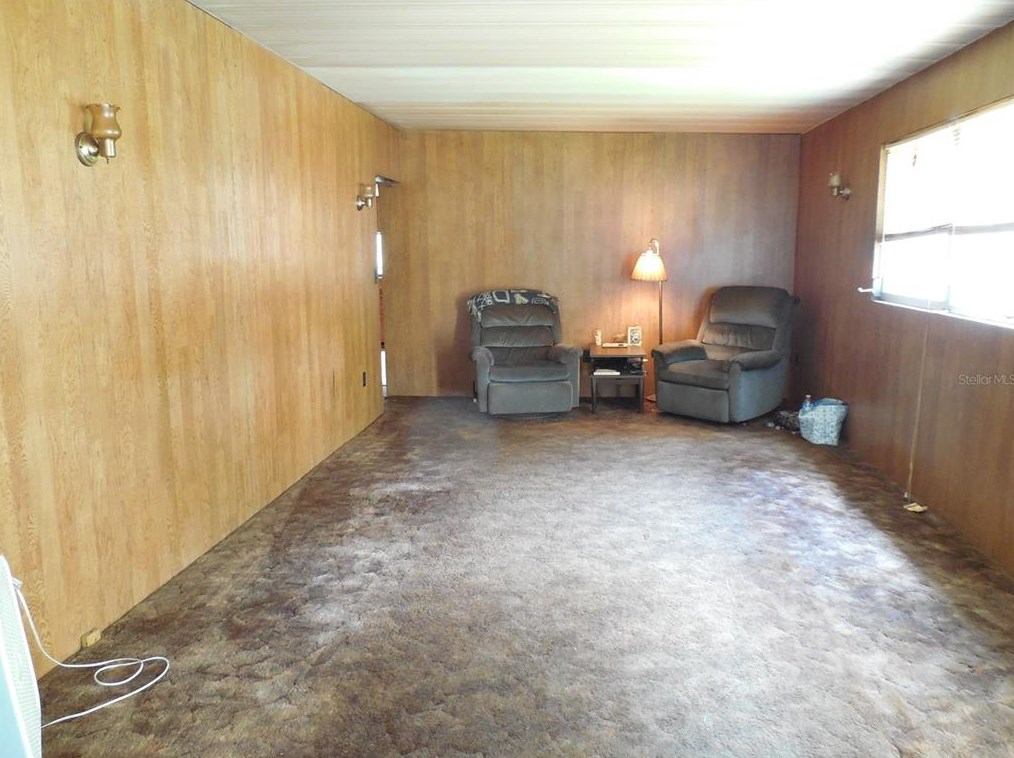 36826 Howard Ave, Dade City FL 33525-3935 exterior