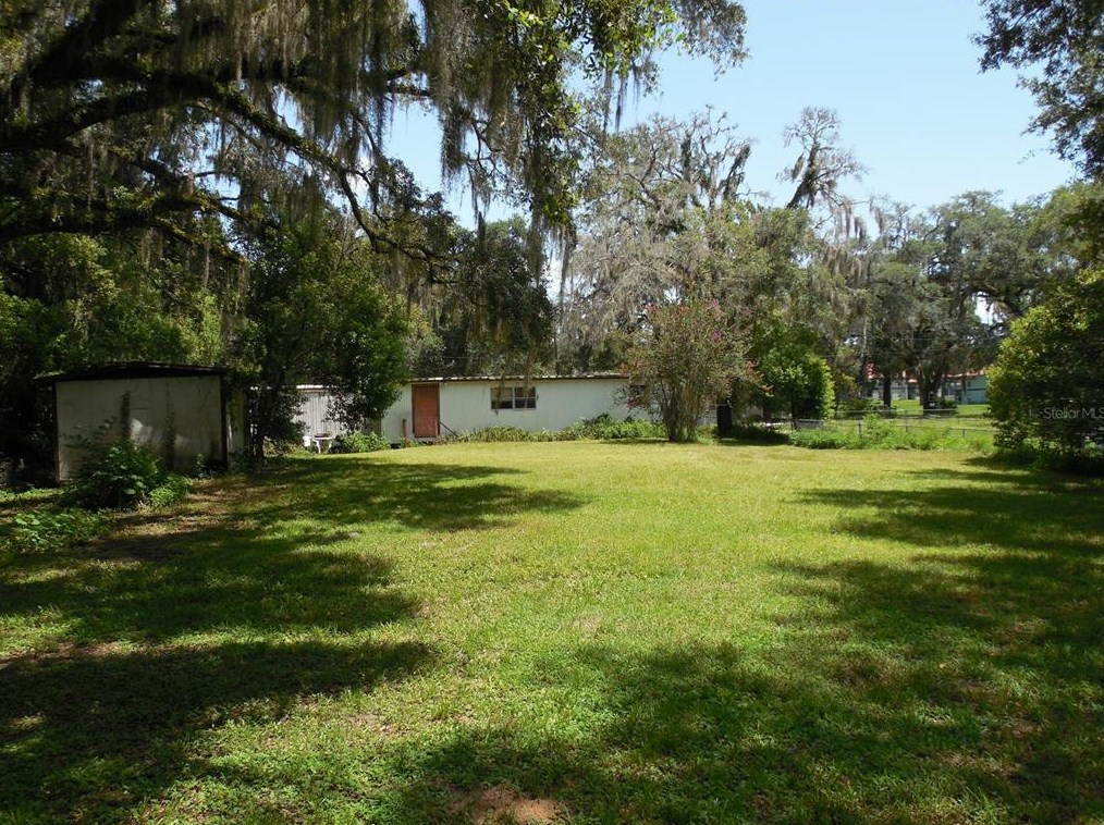 36826 Howard Ave, Dade City FL 33525-3935 exterior