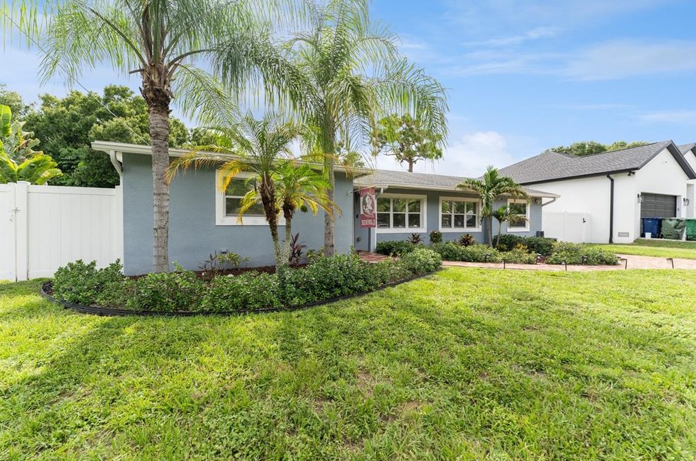 4309 Clark Ave, Tampa FL  33611-1305 exterior